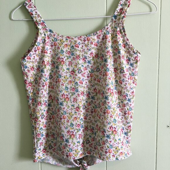 Summer Top - Picture 2 of 5